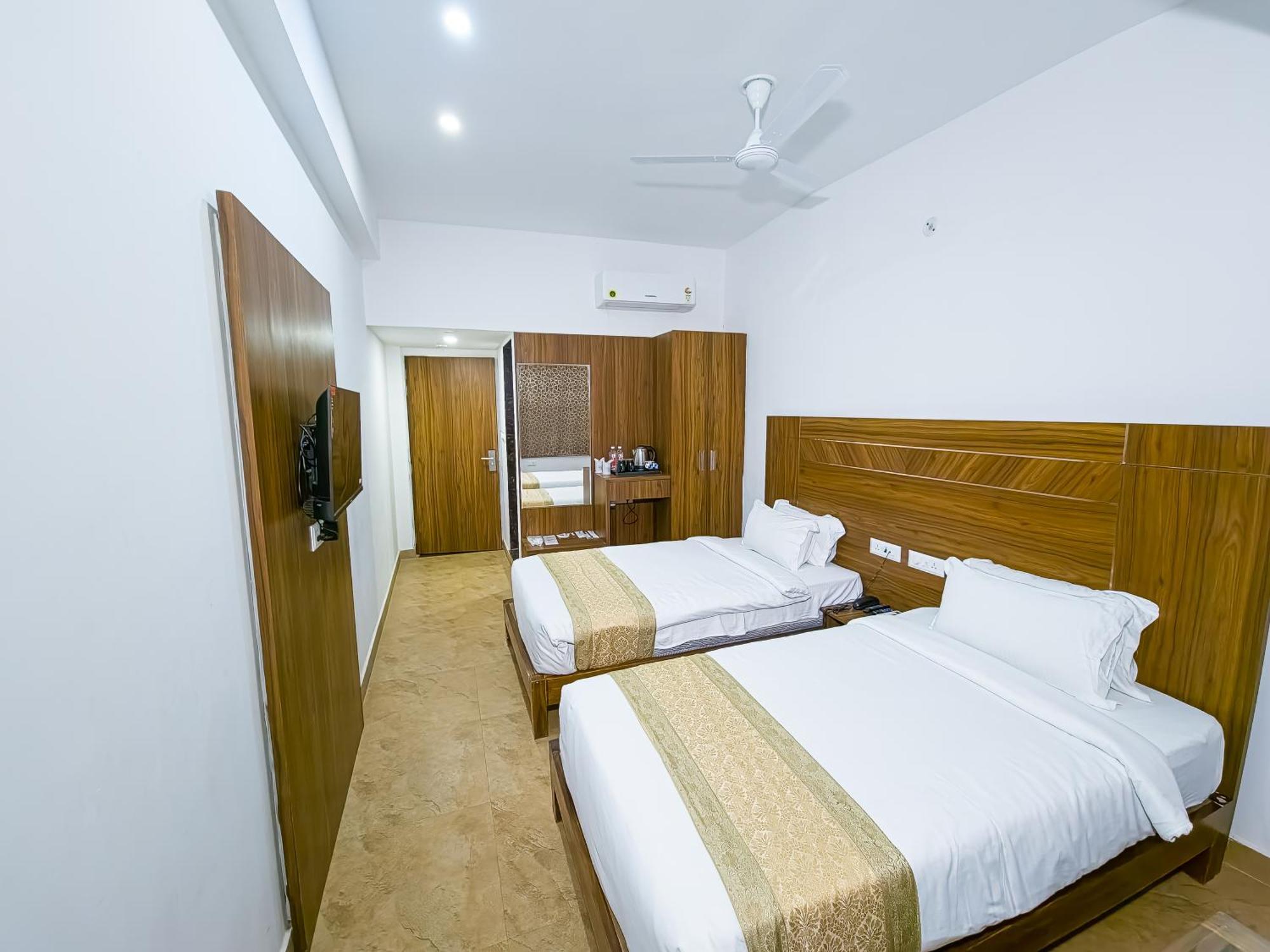 Amritara Ramila Kutir Hotell Ayodhya Exteriör bild