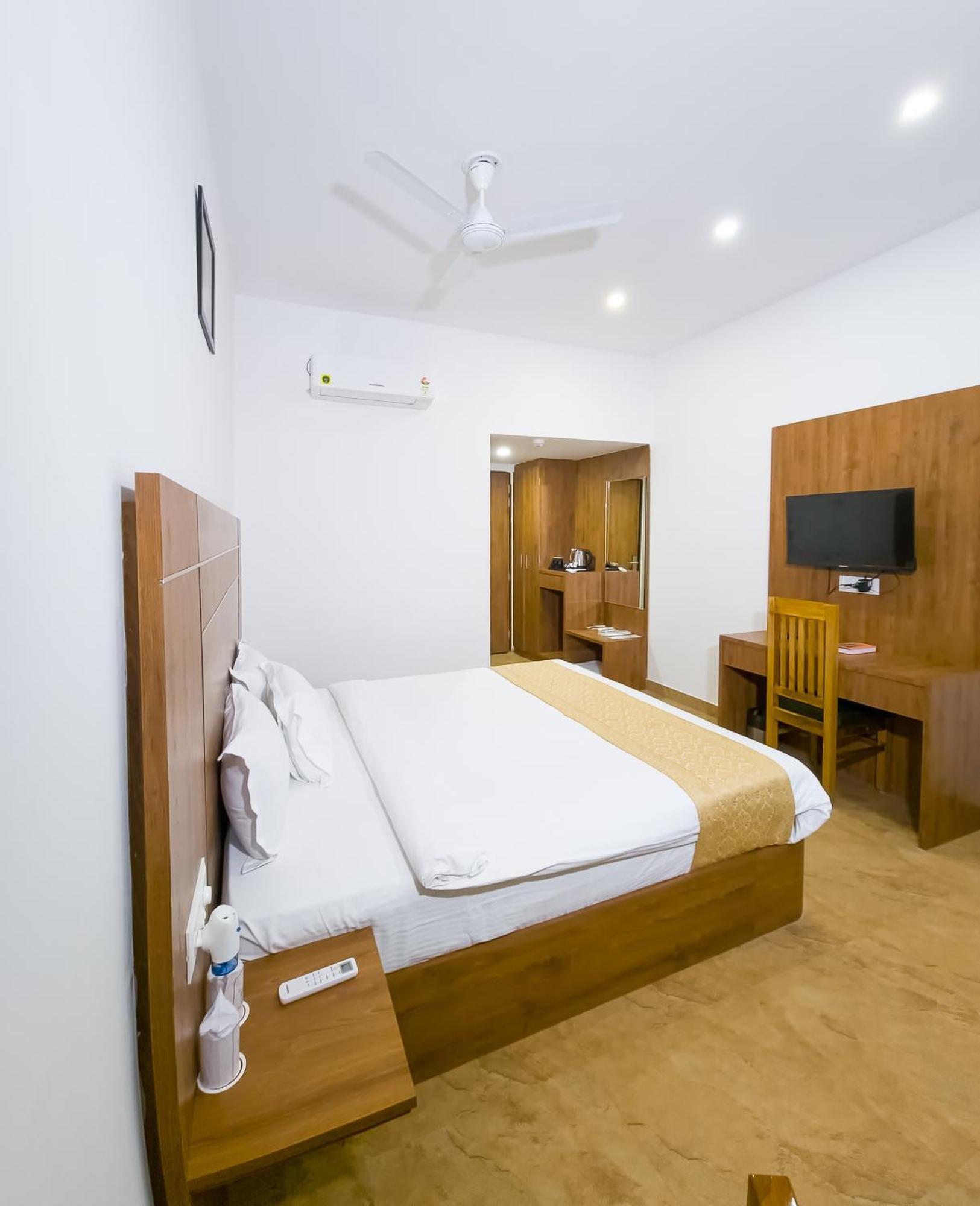 Amritara Ramila Kutir Hotell Ayodhya Exteriör bild